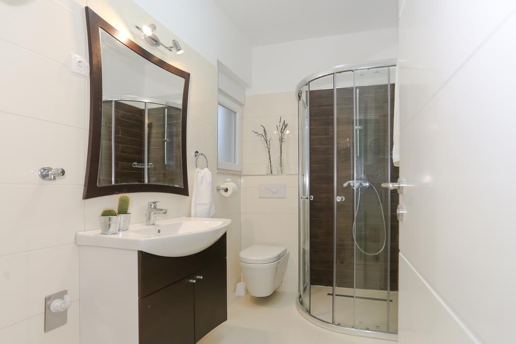 The Tribunj Suites Экстерьер фото