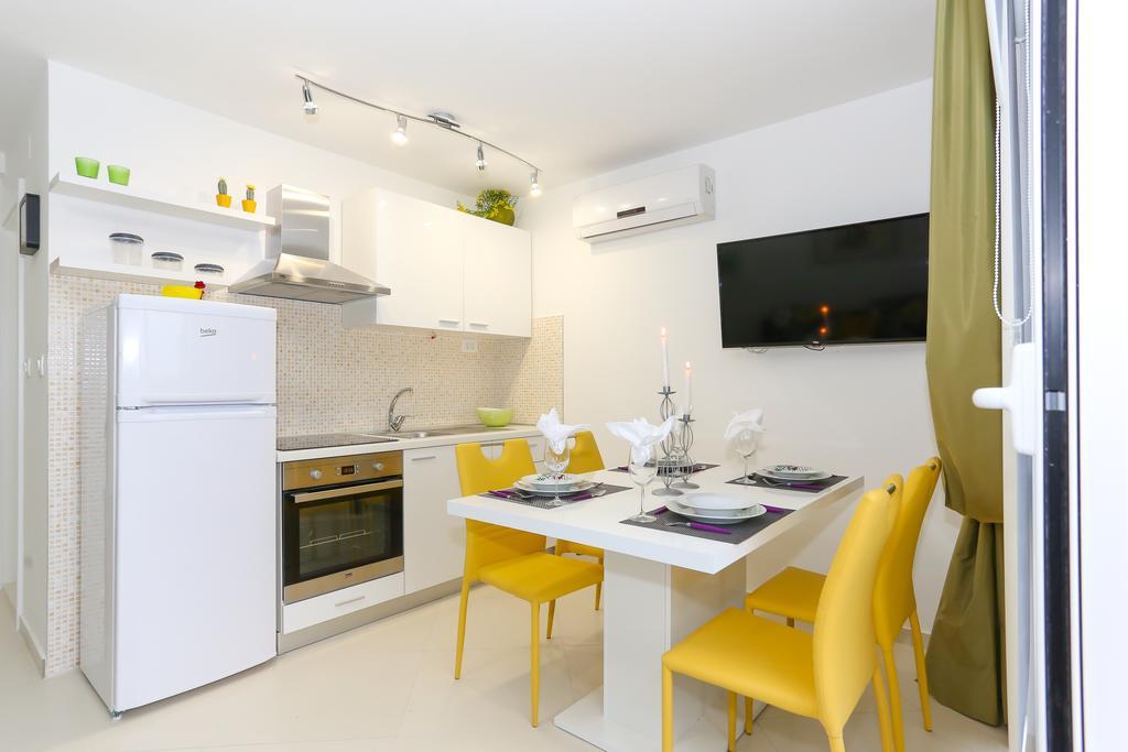The Tribunj Suites Экстерьер фото